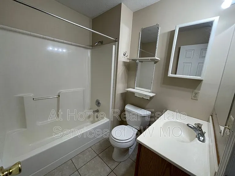 831 S Timber Ridge Dr — Photo 6