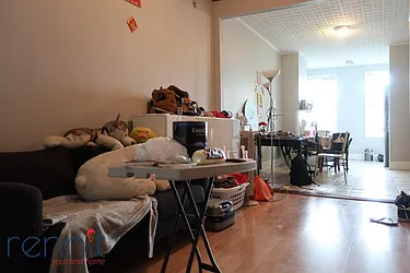 Rented by Rennit Inc.