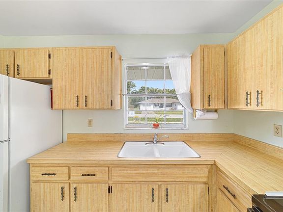 4th image of 15083 SW 43RD TERRACE ROAD