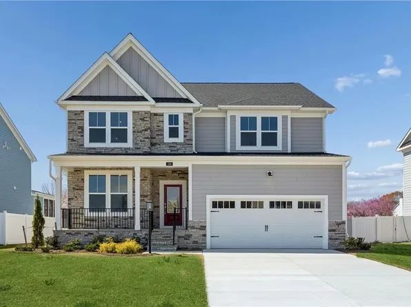 108 Robert Bruce Rd, Poquoson, VA 23662