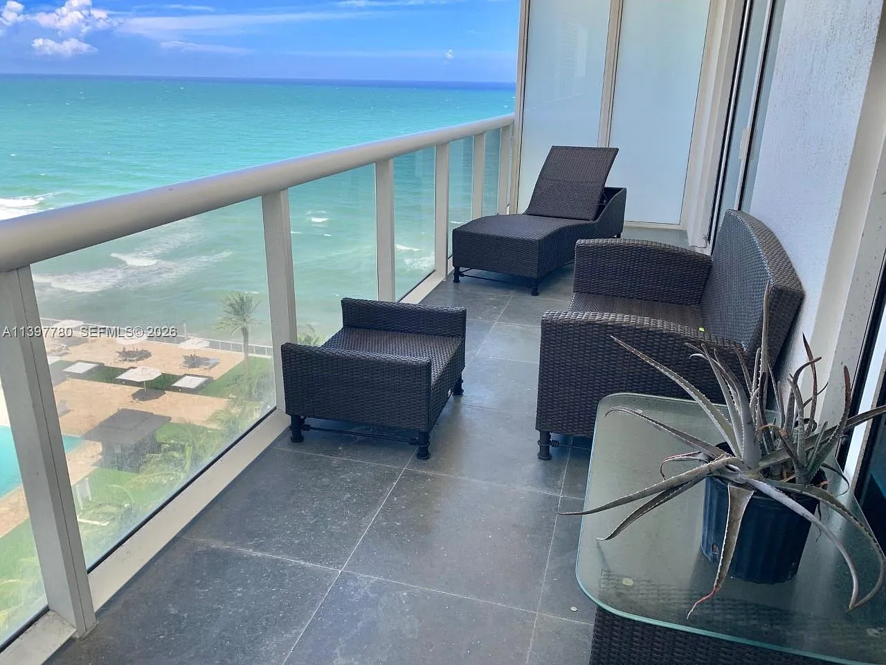 Beach Club Two Condo — Photo 4