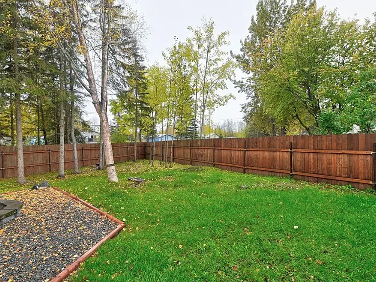 44810 Spruce Ave E — Photo 13