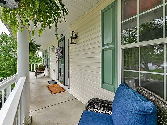 2nd image of 522 Luke Ct