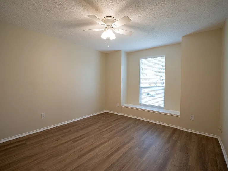 6307 Avery Island Ave — Photo 17