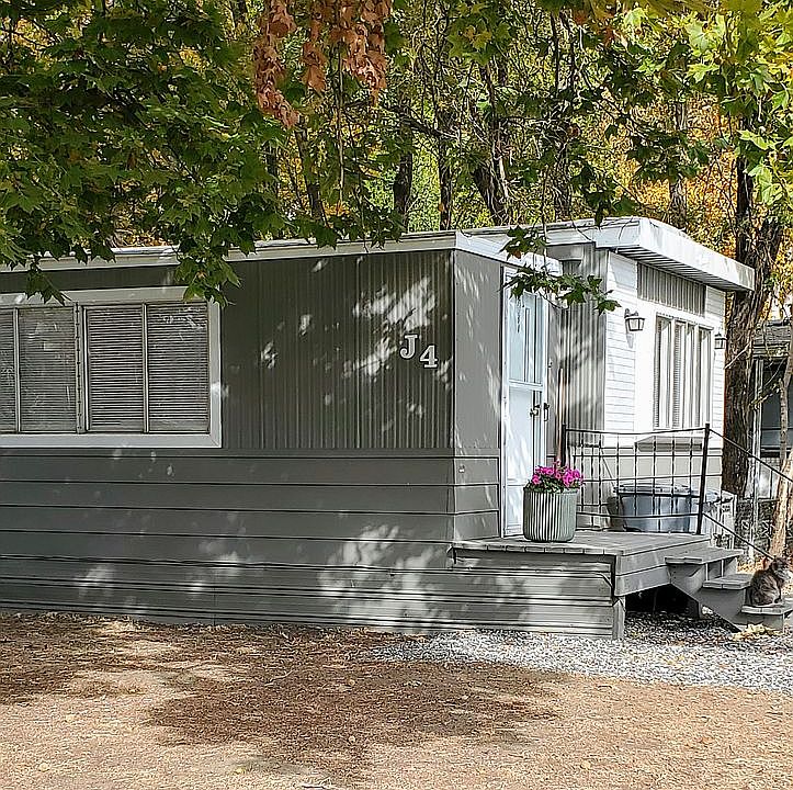 1st image of 2021 Mahan Ave Space J4
