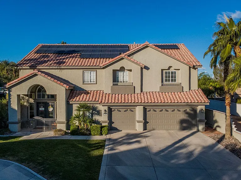 296 Doe Run Cir — Photo 51