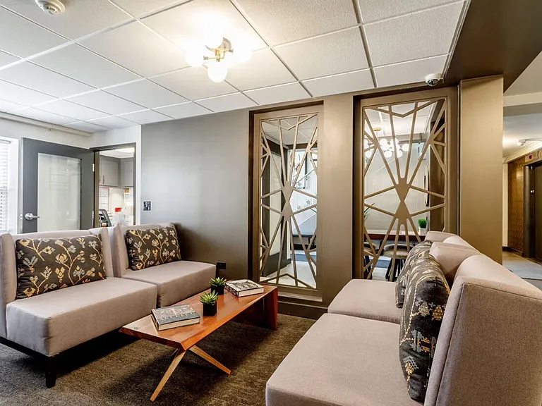 Camellia Apartments — Photo 6