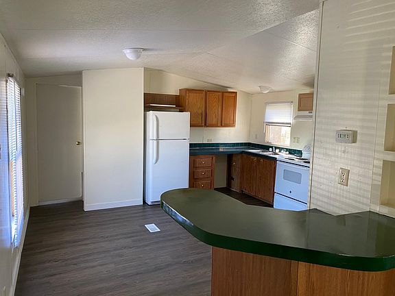 4th image of 1712 Hofheinz St Trlr 8