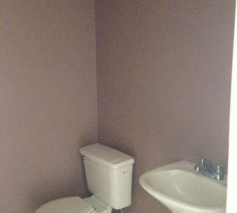 3rd image of 273 Greenwood Ave