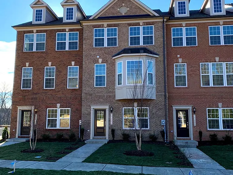 2871 Chalkstone Pl — Photo 2
