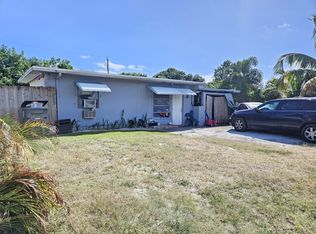 7908 Terrace Rd, Lake Worth, FL 33462