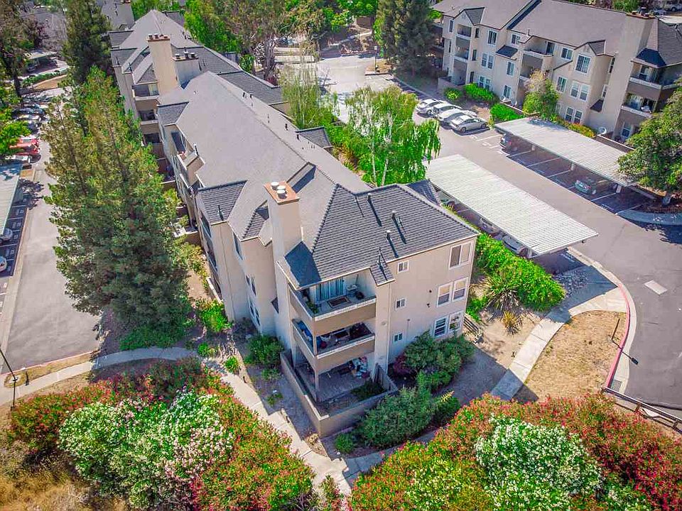 1st image of 713 Canonbury Way #285