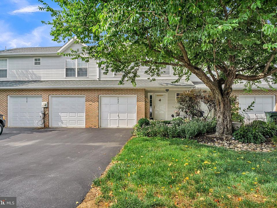 1st image of 1937 Daybreak Cir