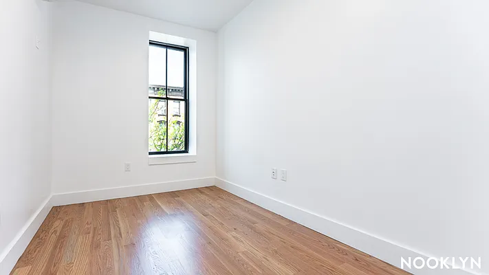 Rented by Nooklyn NYC LLC | media 10