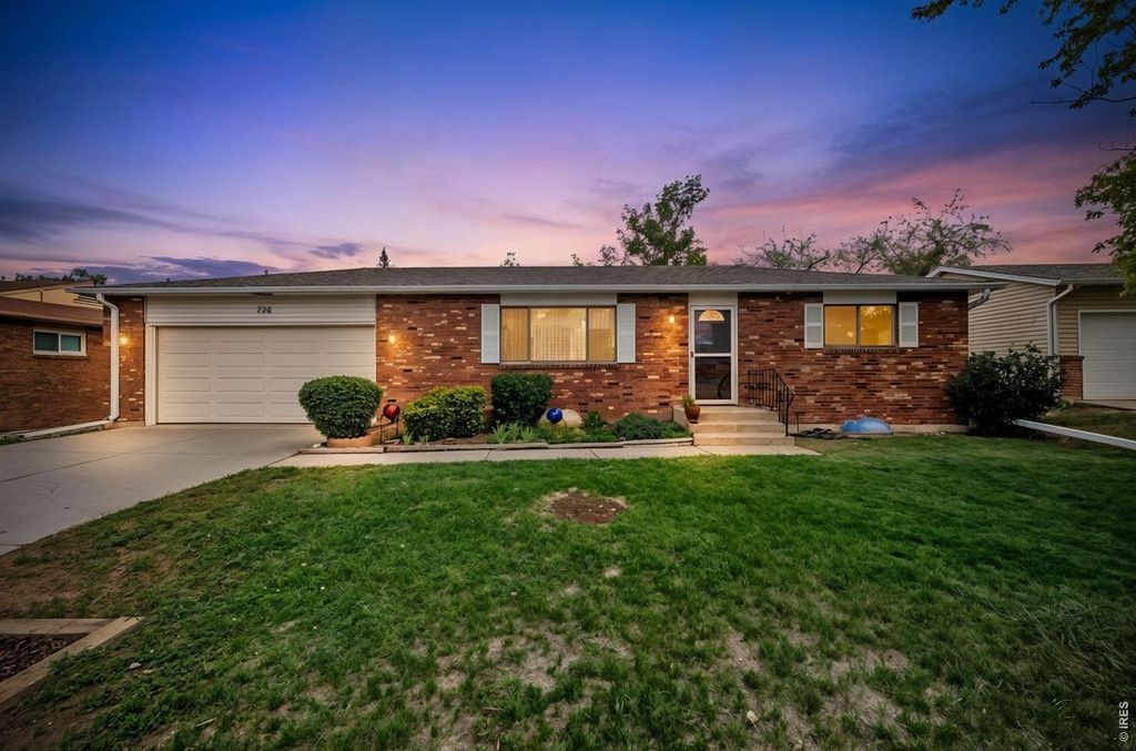 754 S Dotsero Dr