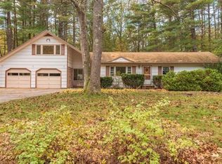 8 Charles St, Georgetown, MA 01833