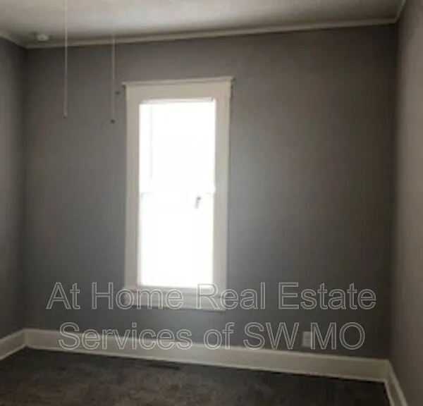 626 S New Ave — Photo 6