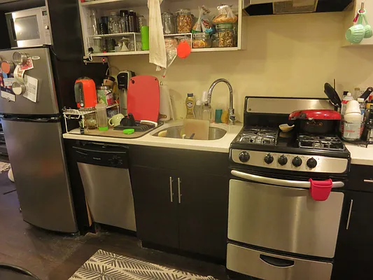 Rented by Nooklyn NYC LLC | media 19