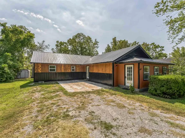 805 Gray St, Mountain Home, AR 72653