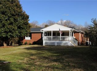 6625 Coltrane Mill Rd, Greensboro, NC 27406