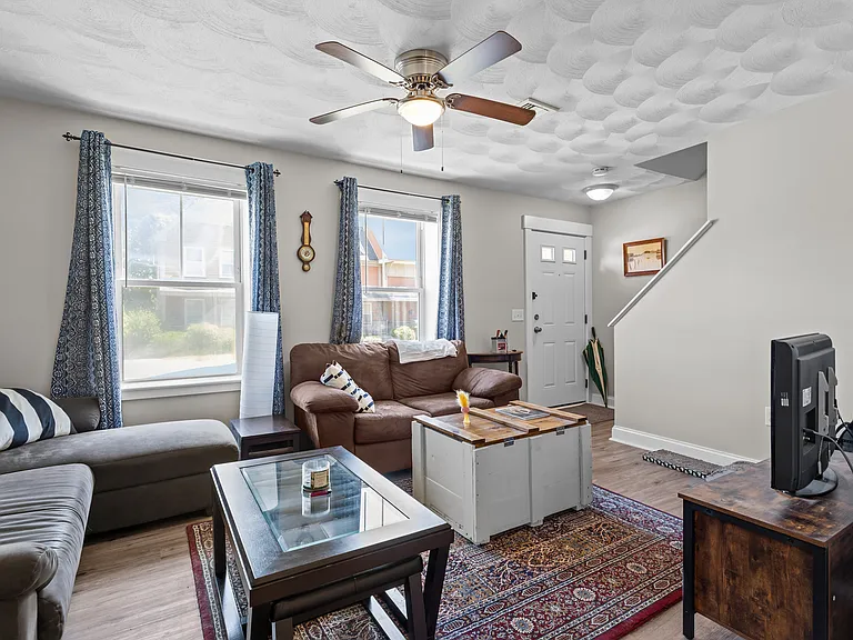 27B Asselin St #2 — Photo 2