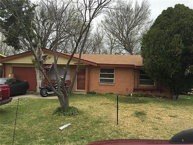 2nd image of 2405 Brookshire St