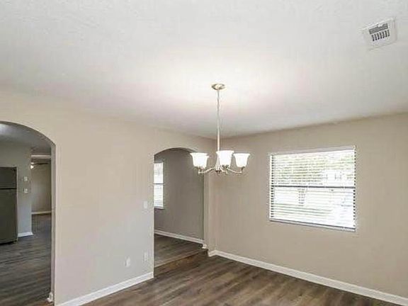 4th image of 7563 Walden Ct