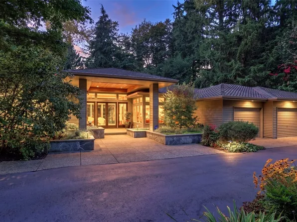 2701 266th Avenue SE, Sammamish, WA 98075