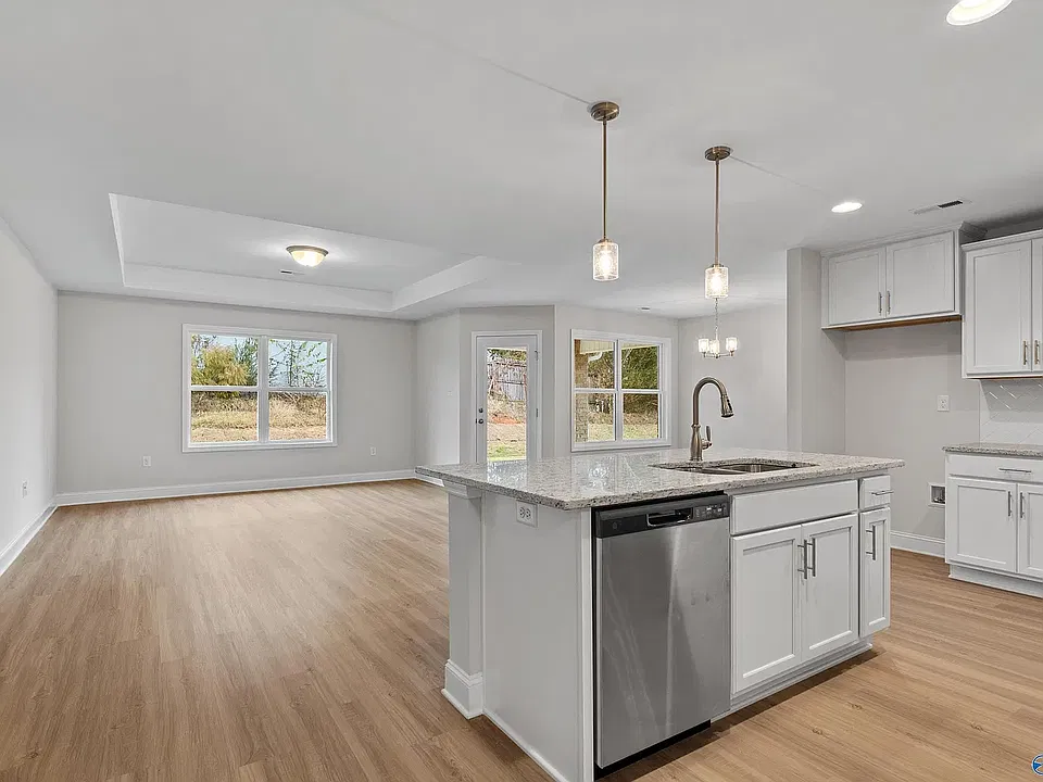 3138 Lea Ln