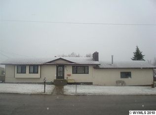1405 Montana St, Rawlins, WY 82301
