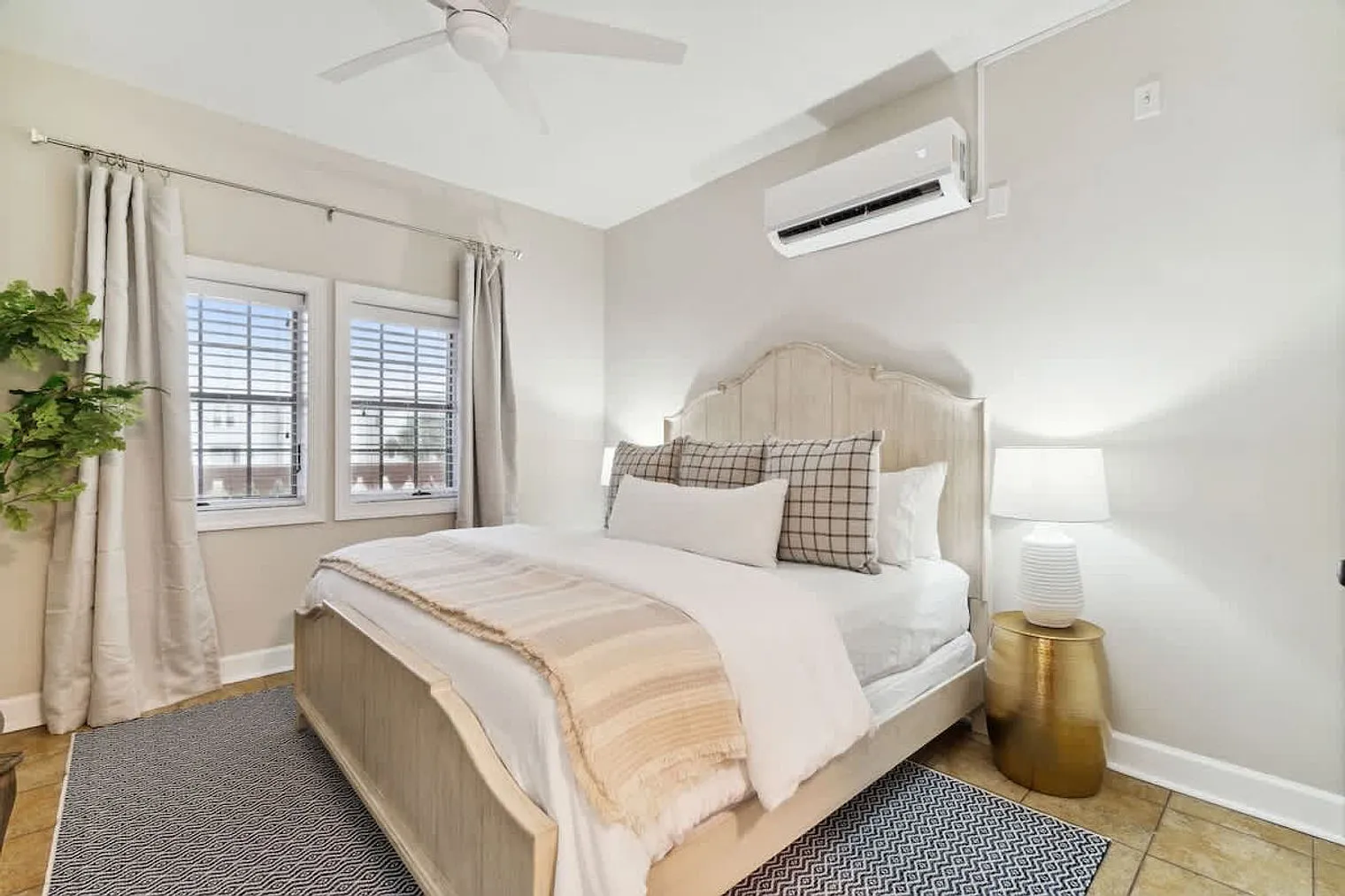 Studio, 1.0 bath, 322 sqft, $1,790 — Photo 1