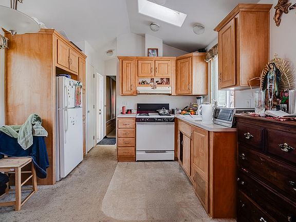 4th image of 2546 Capitola Rd #32