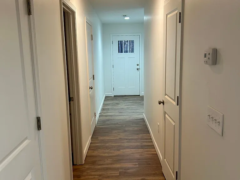 728 Jonas Cir — Photo 6