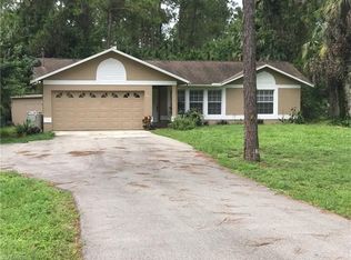 560 16th Ave NW, Naples, FL 34120