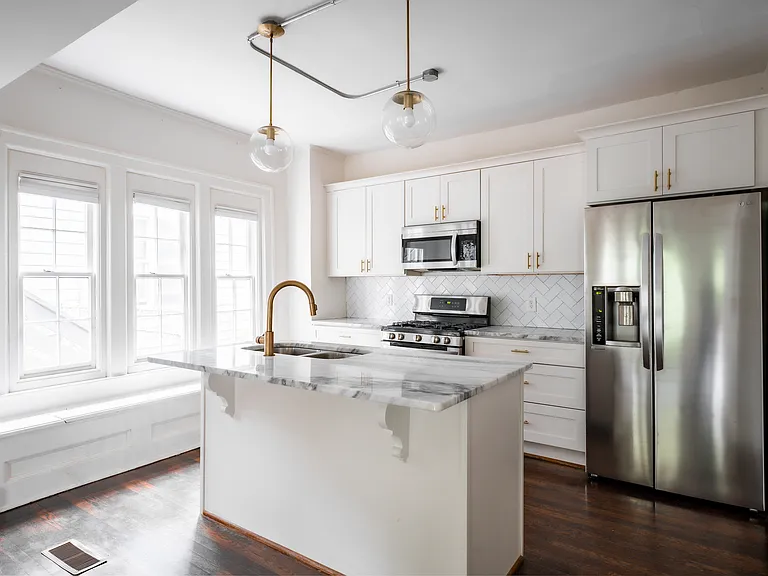 536 Boulevard Pl NE #1 — Photo 7