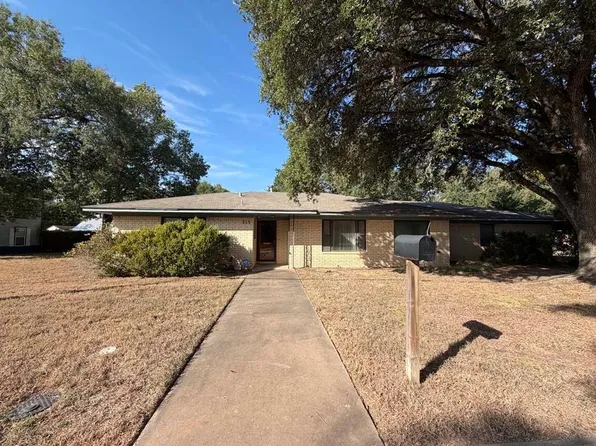 315 N Judson Ave, Navasota, TX 77868
