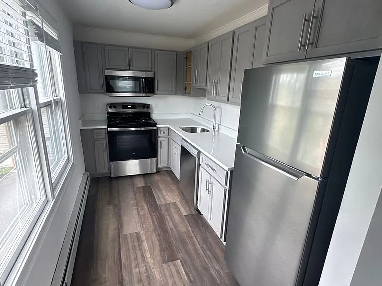 204 Flax Hill LLC — Photo 1