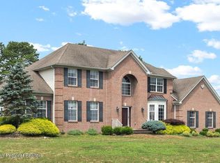 2 Sarah Ct, Jackson, NJ 08527