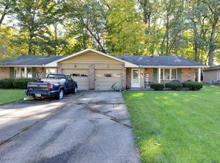 1532 & 1536 Robin Ln, Stow, OH 44224
