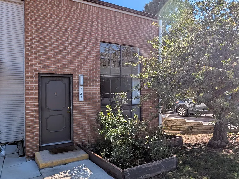 3550 S Harlan St #121 — Photo 1