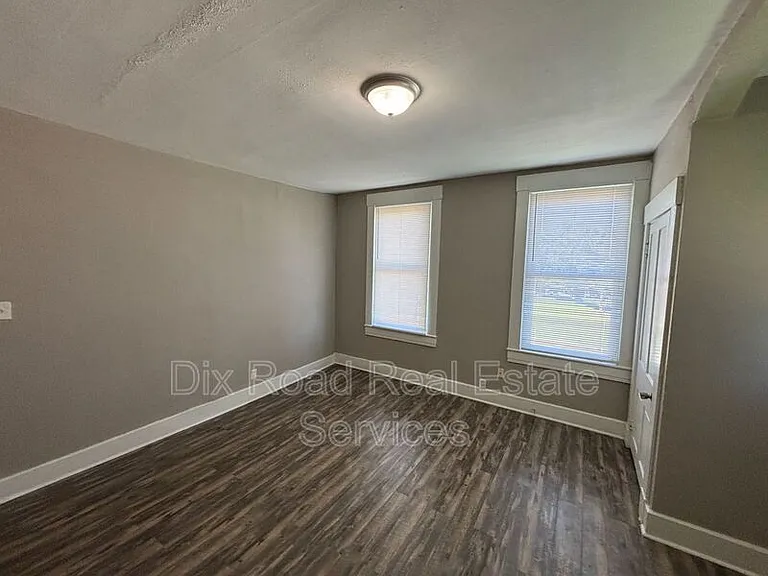 545 Rockdale Ave #2 — Photo 14