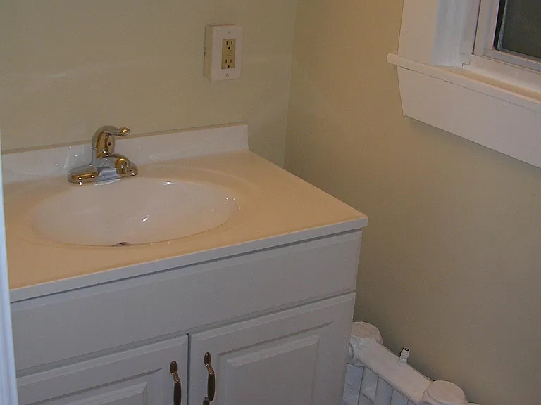 470 Washington Ave — Photo 5