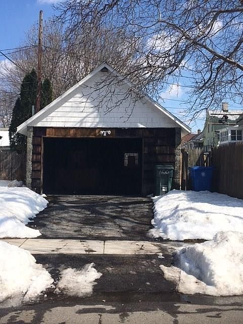 2nd image of 150 Kislingbury St