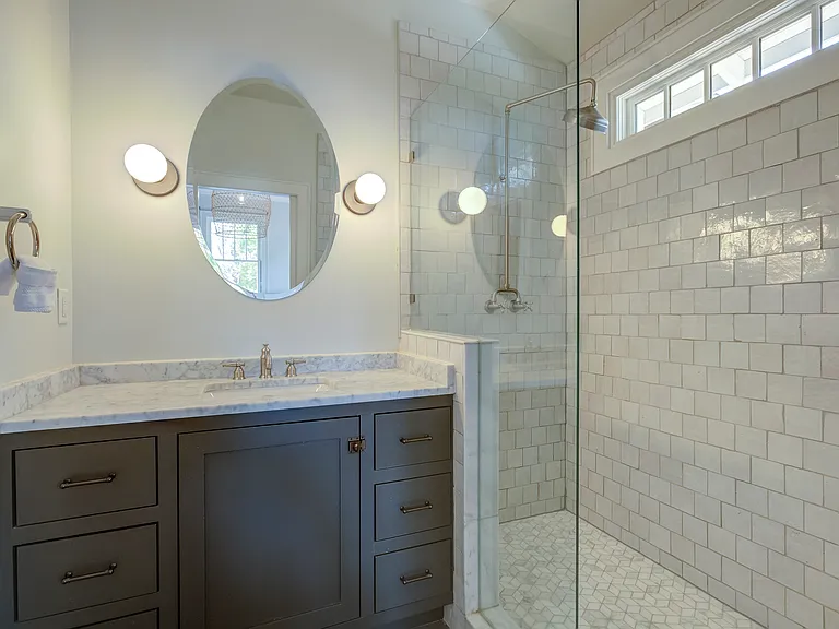 429 W Park Ave — Photo 16