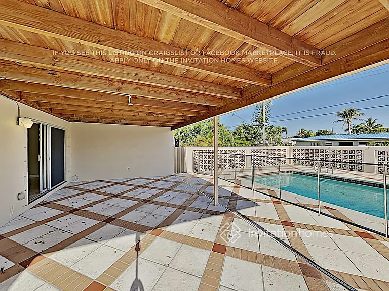 4200 Hayes St — Photo 13