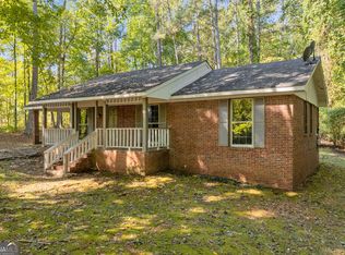 135 Sara Dr, Covington, GA 30014