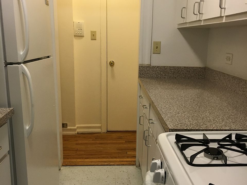 1st image of 4305 47th St APT A1
