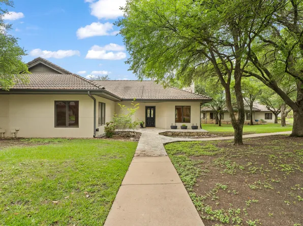 1927 Clubhouse Hill Dr #14, Spicewood, TX 78669