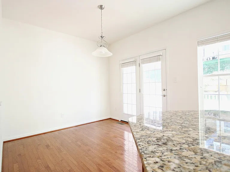 1935 Asheville Dr — Photo 3