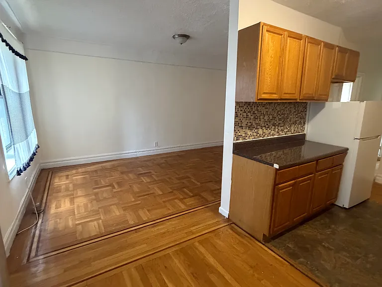 2146 Barnes Ave #107 — Photo 3